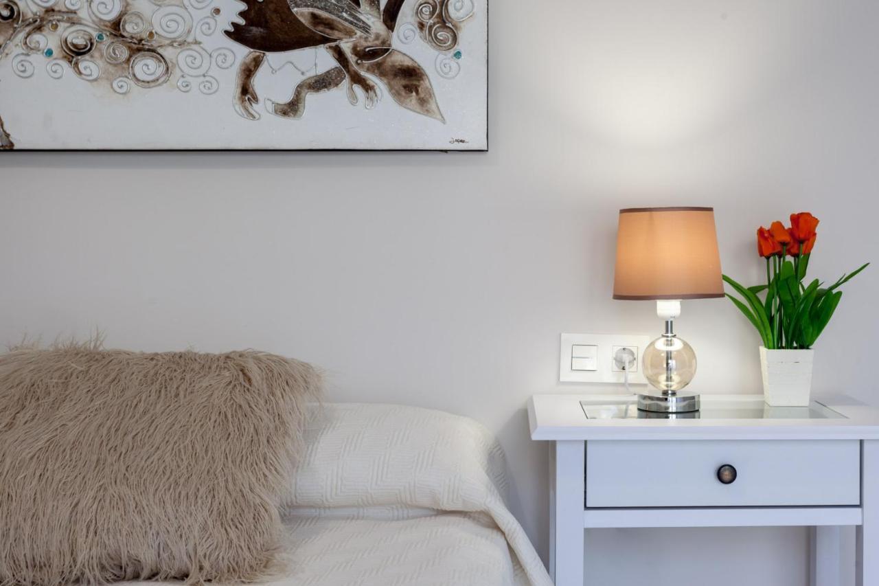Arabial Deluxe Apartment กรานาดา ภายนอก รูปภาพ